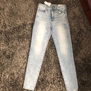 American Eagle NWT Super stretch jeans